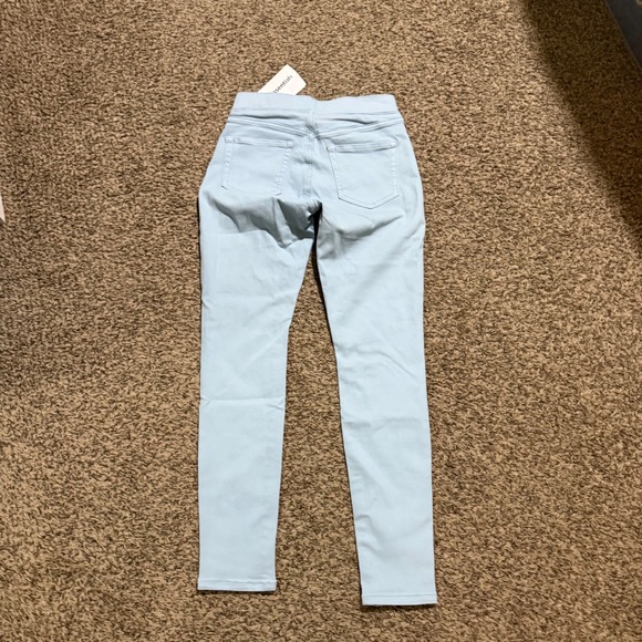 Amazon Essentials Women's Pull On Jegging Light Blue Size 4 Regular - Picture 5 of 5